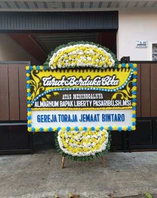 Papan Bunga Duka di Padang Merbau