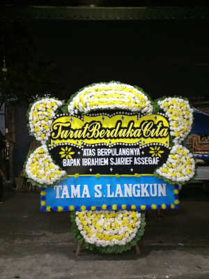 Papan Bunga Duka di Padang Merbau